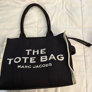 The Jacquard Large Tote Bag - The Tote Bag - Marc Jacobs - Gently Used
